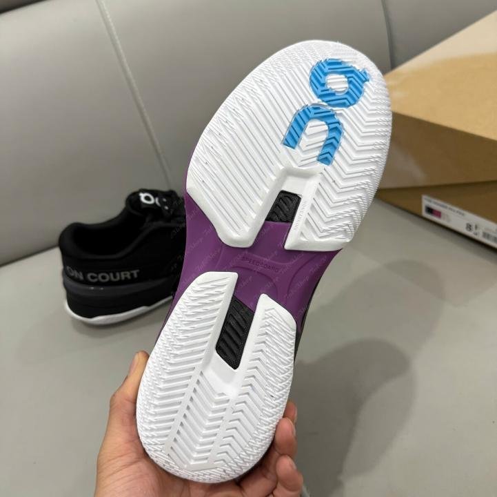 On Running Roger Pro Fire Black Pink TOP BATCH UA - Image 4