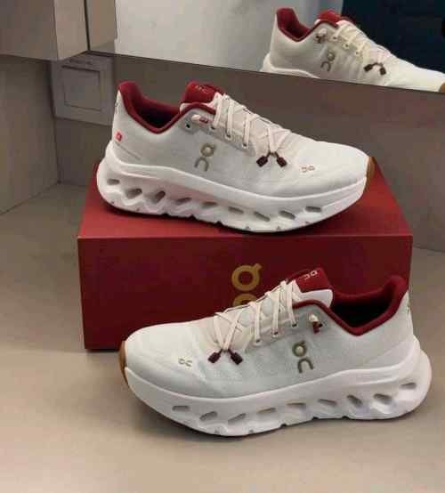 On Cloud tilt Pearl Ivory (Year Of The Snake) TOP BATCH UA - Image 4