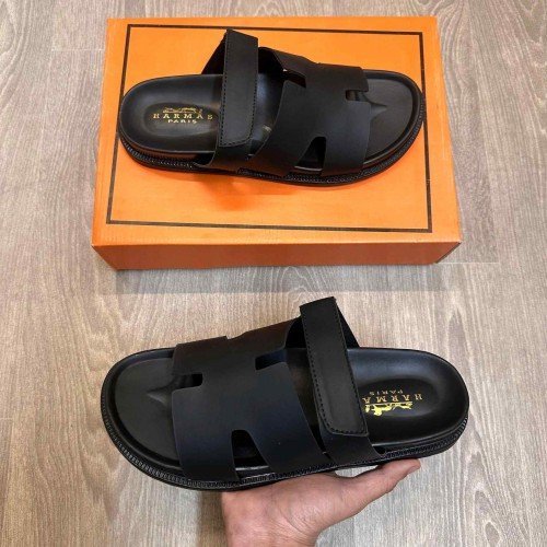 Hermes Chypre Soft Comfort All Black Sandal