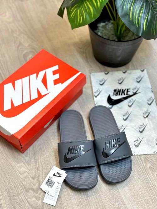 Nike Ultra Comfort Soft Cusion Grey Black Flip Flop - Image 2