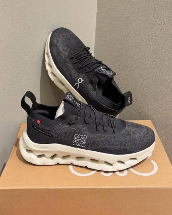 Loewe x On Cloudtilt Grey Denim Running TOP BATCH UA - Image 5