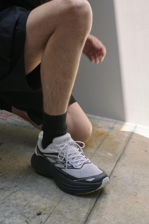 Hoka Bondi 8 TS Caged - FrostBlack TOP BATCH UA - Image 5