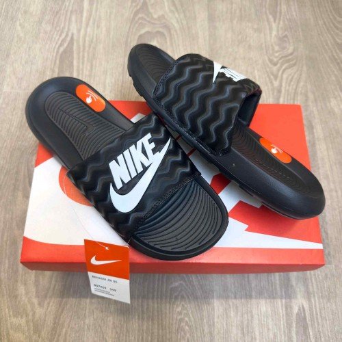 Nike Victori One Classic Textured Premium Black White Flip-Flop