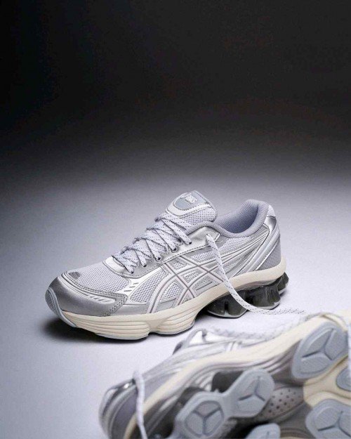 Asicss Gel-Kinetic Fluent White Silver TOP BATCH UA - Image 3