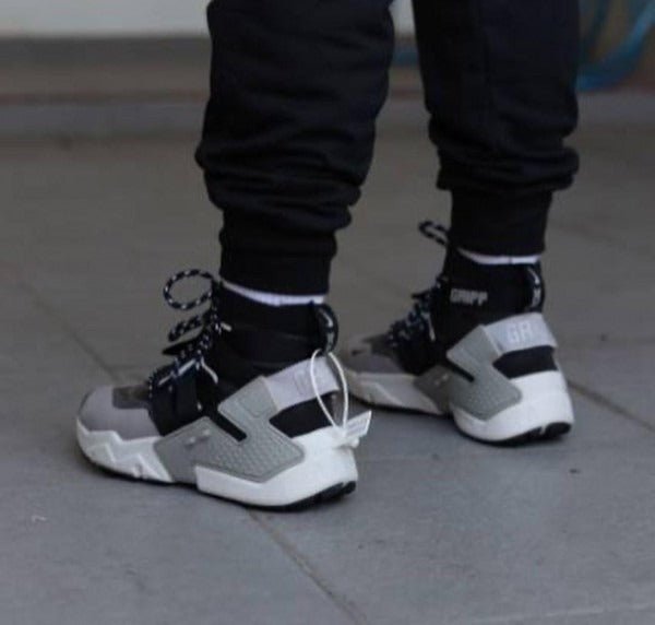 Branded Huarache Gripp Atmosphere Grey Black For Men's - Image 3