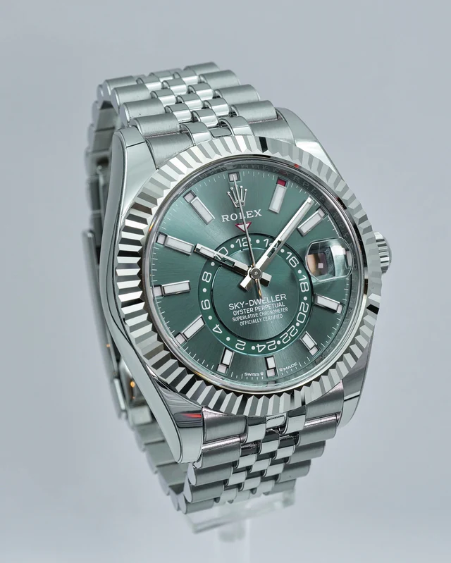 ROLEX SKY DEWLLER AUTOMATIC WATCH - Image 4
