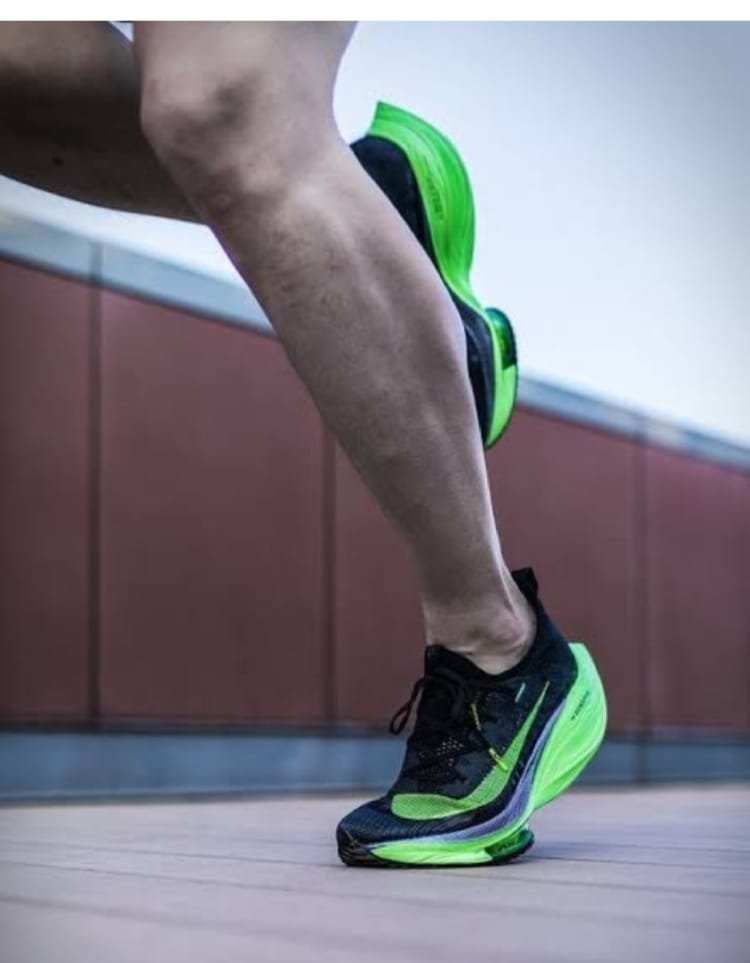 NIKE AIR ZOOM ALPHAFLY - Image 2