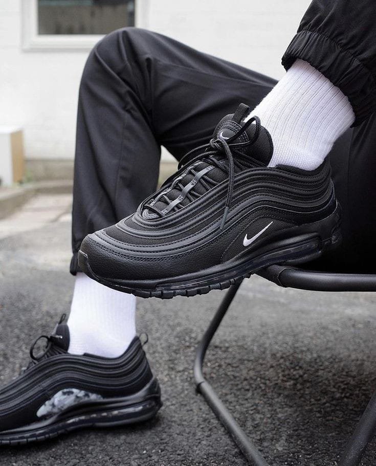 NIKE AIRMAX - Image 2