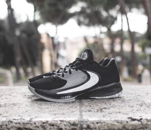 Branded Zoom Freak 4 Black White Light Smoke Grey - Image 4