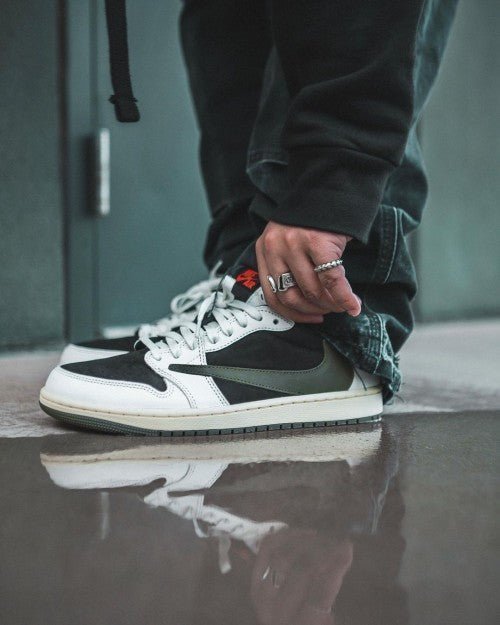 Branded Sneakers Travis Fragment Low Olive Green - Image 2