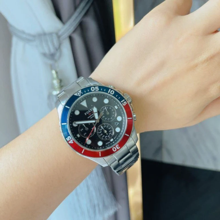 Fossil Fb 03 Silver Red Metal Watch - Image 3