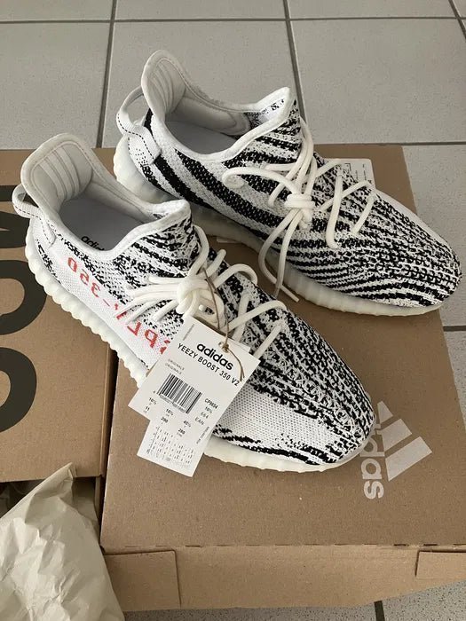 Branded Yezzy Boost 350 Sply Zebra - Image 5