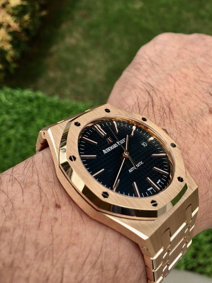 Audemars Piguet Royal Oak - Image 4