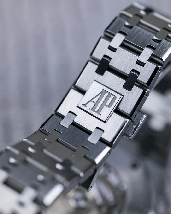 Audemars Piguet AP Royal Oak Silver Black Metal - Image 7