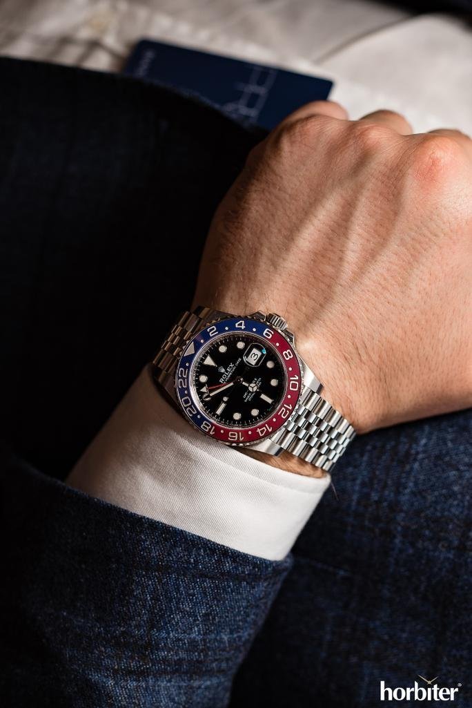 GMT-Master II red and blue Cerachrom bezel black dial and a Jubilee bracelet. - Image 5